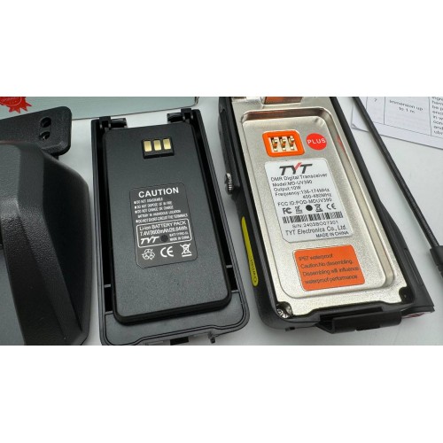 Рация цифровая TYT MD-UV390 DMR AES 256 ip67 в Артеме