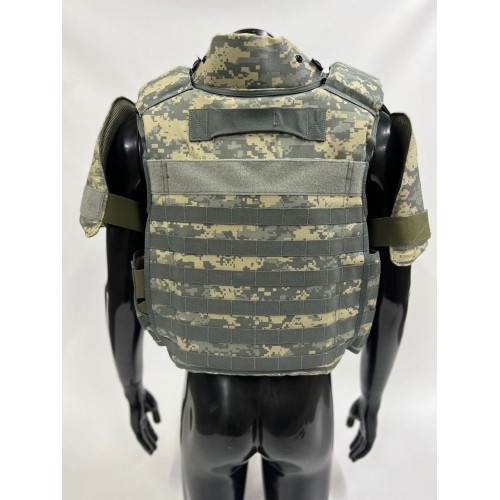 Военный бронежилет пиксельный с плитами в Артеме