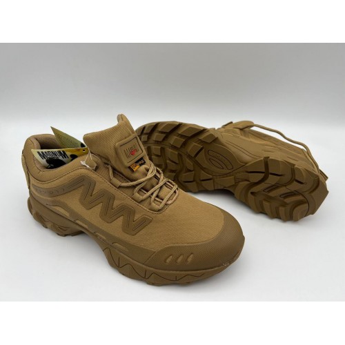 Треккинговые кроссовки «MAGNUM» летние в Артеме